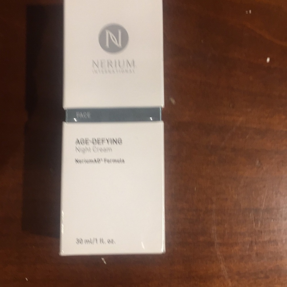 Nerium night cream